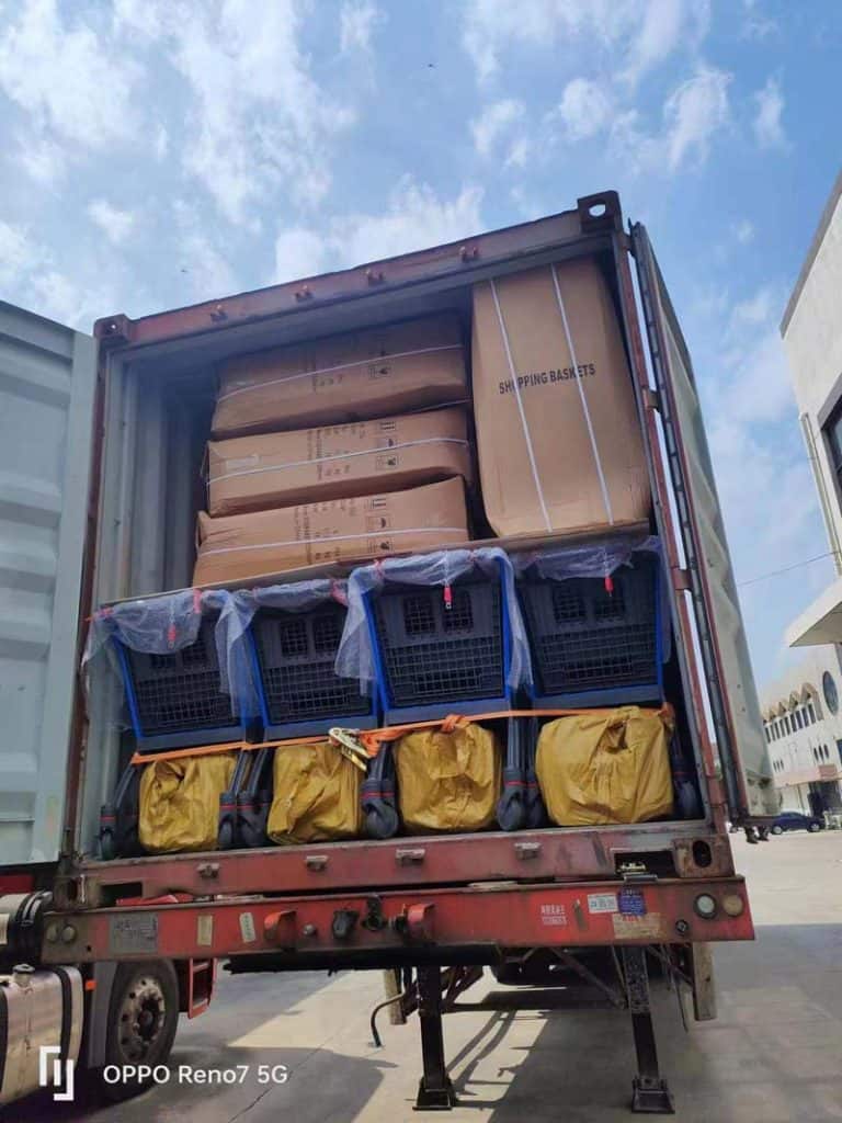How to Combine Store Fixture Orders to Save Shipping Costs